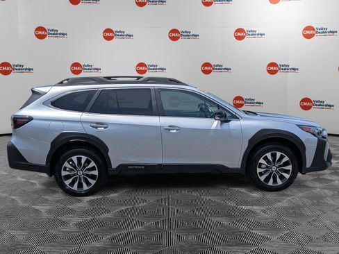 Certified 2025 Subaru Outback Limited AWD/4WD image 4