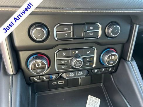 Used 2024 Chevrolet Tahoe Premier RWD image 25