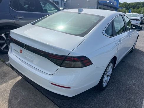 Used 2025 Honda Accord LX image 4