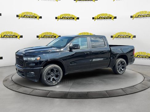 Used 2025 RAM 1500 Big Horn AWD/4WD image 1