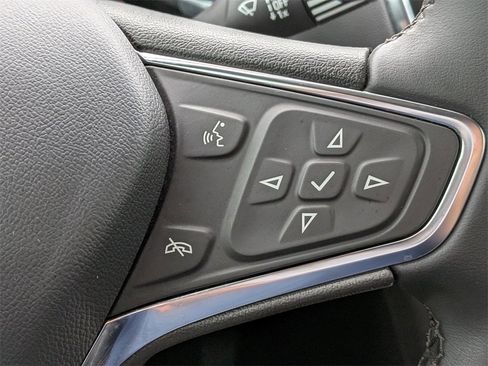 Used 2024 Chevrolet Equinox LT image 27