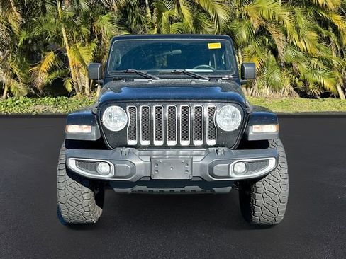 Used 2019 Jeep Wrangler Unlimited Sahara w/ Cold Weather Group image 2