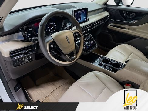 Used 2022 Lincoln Corsair AWD w/ Equipment Group 101A image 12