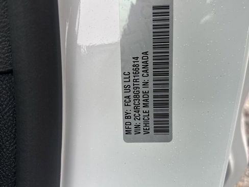 New 2026 Chrysler Pacifica Select image 28