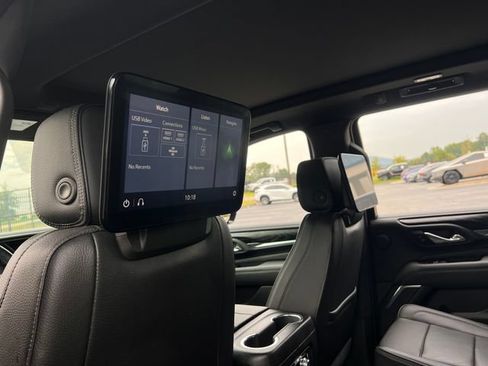 Used 2021 GMC Yukon Denali w/ Denali Premium Package RWD image 23