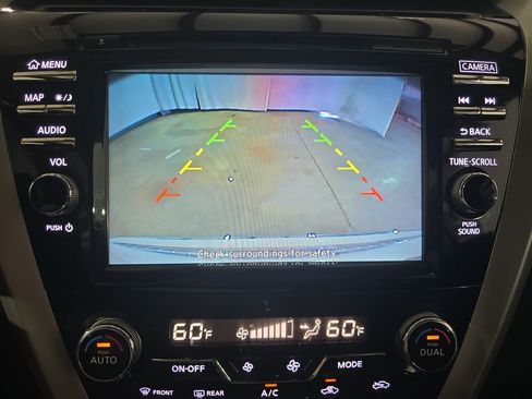 Used 2017 Nissan Murano SV w/ Premium Package FWD image 20