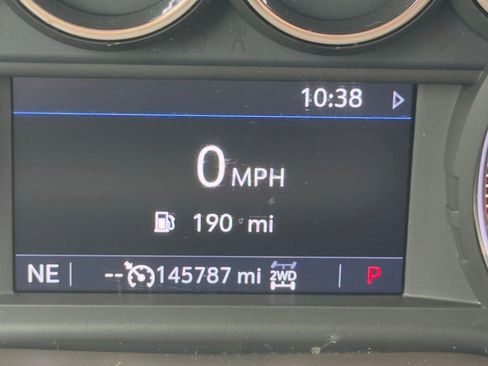 Used 2019 Chevrolet Silverado 1500 LT w/ Convenience Package AWD/4WD image 3