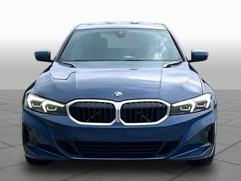 Used 2023 BMW 330i Sedan w/ Driving Assistance Package RWD image 3