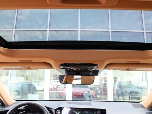 Certified 2025 Lexus NX 250 250 Premium image 33