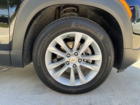 Used 2023 Chevrolet TrailBlazer LS image 9