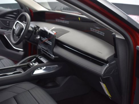 New 2026 Lincoln Nautilus Reserve w/ Jet Appearance Package image 15