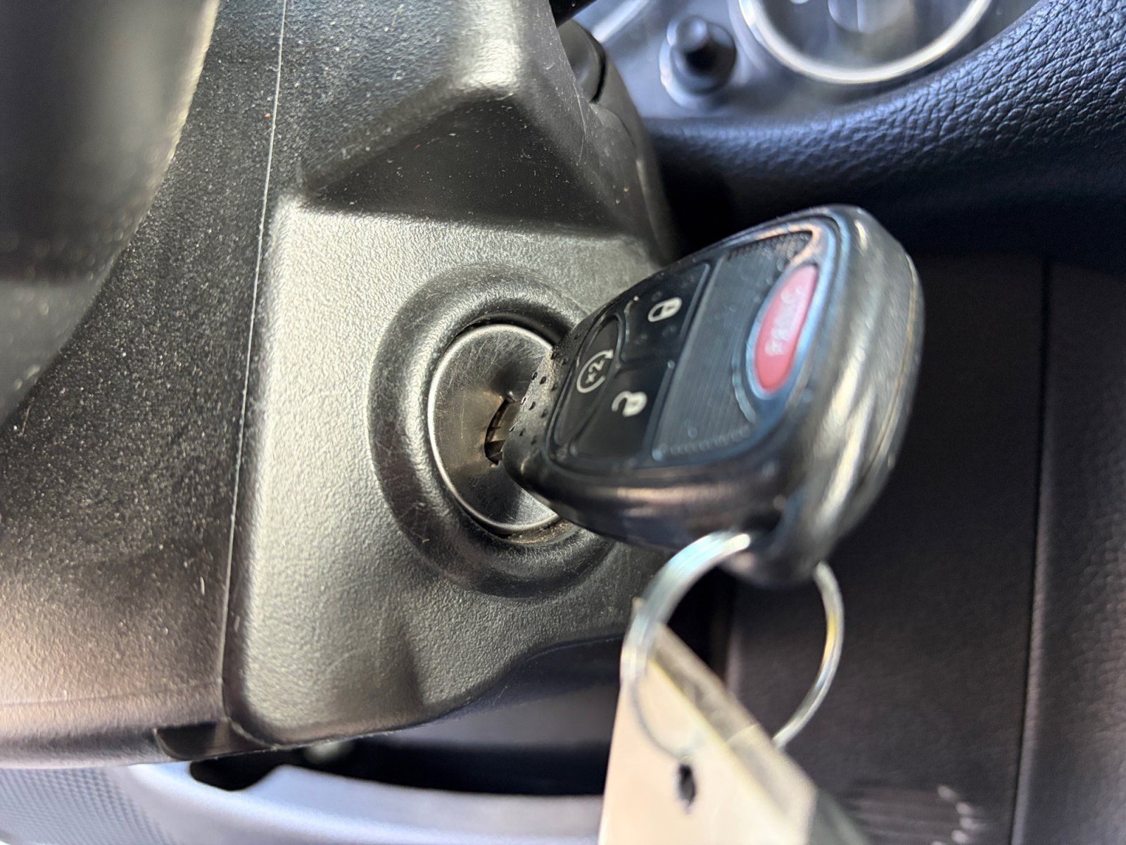 Used 2017 Jeep Wrangler Unlimited Sahara w/ Connectivity Group AWD/4WD image 20
