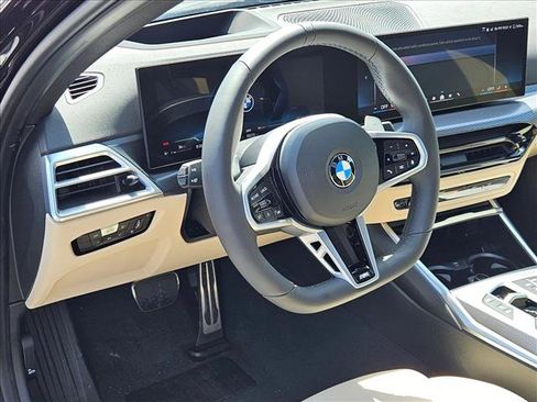 Used 2026 BMW 330i Sedan w/ M Sport Package RWD image 3