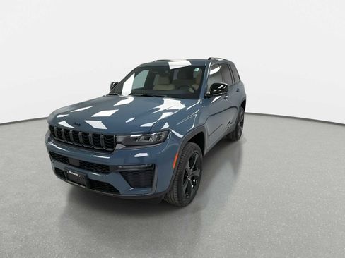 New 2026 Jeep Grand Cherokee Limited w/ Limited Altitude Package image 4