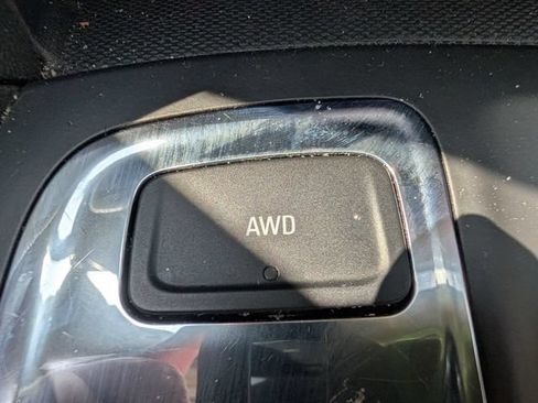 Used 2023 Chevrolet Equinox LS w/ Driver Confidence II Package AWD/4WD image 25