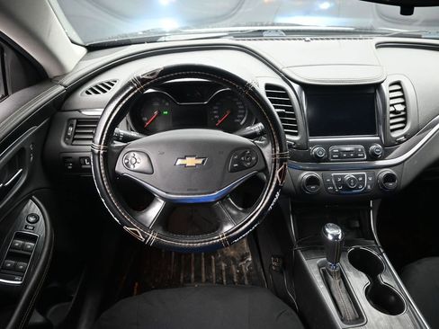 Used 2019 Chevrolet Impala LT image 23