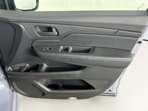 Used 2025 Honda Odyssey Sport-L image 34