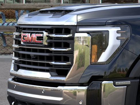New 2026 GMC Sierra 2500 SLT w/ SLT Premium Package image 13