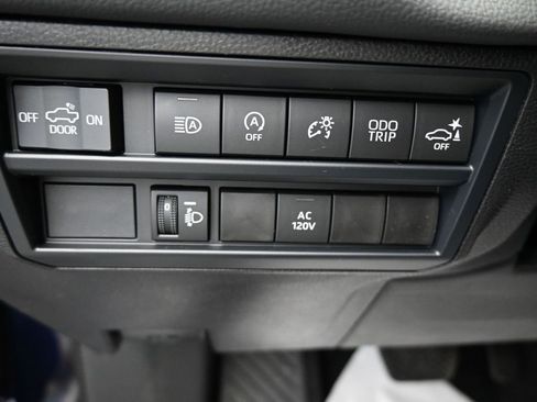 New 2026 Toyota Tundra Limited w/ Power Package AWD/4WD image 18
