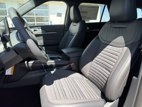 New 2026 Ford Explorer ST-Line AWD/4WD image 18