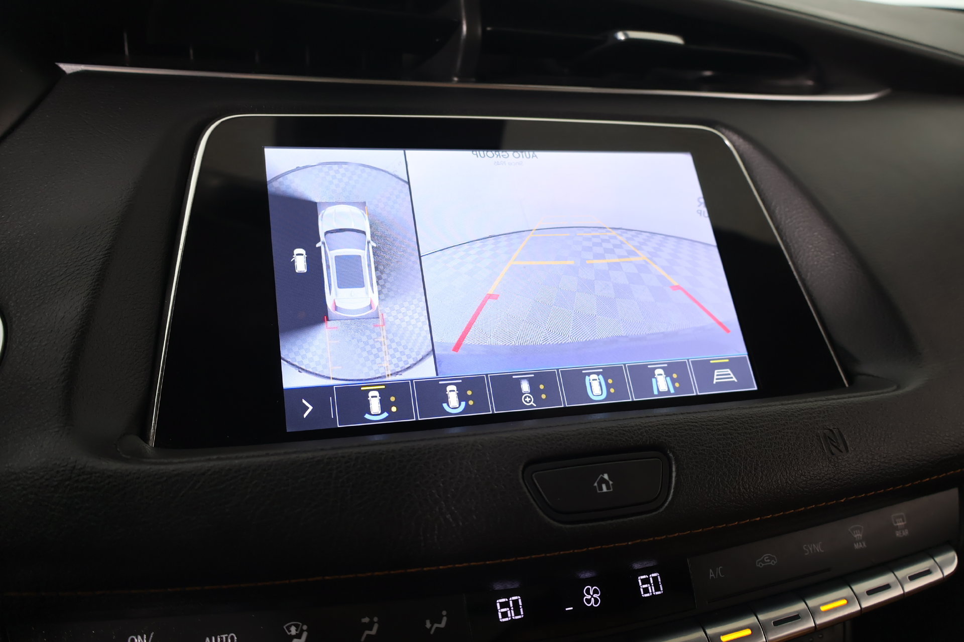 Used 2019 Cadillac XT4 Premium Luxury FWD image 6