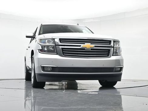 Used 2015 Chevrolet Suburban LTZ AWD/4WD image 40