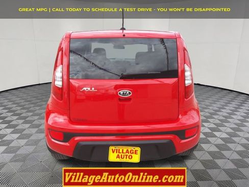 Used 2012 Kia Soul + FWD image 3