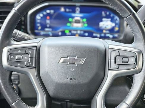 Used 2022 Chevrolet Silverado 1500 RST w/ Redline Edition AWD/4WD image 16