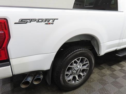 Used 2022 Ford F250 Lariat w/ Lariat Ultimate Package AWD/4WD image 30