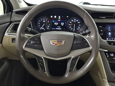 Used 2021 Cadillac XT5 Premium Luxury AWD/4WD image 18