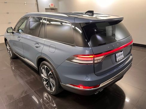 New 2026 Lincoln Aviator Reserve AWD/4WD image 4