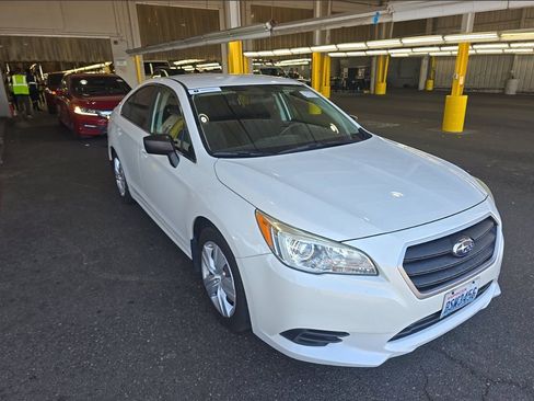 Used 2016 Subaru Legacy 2.5i AWD/4WD image 3