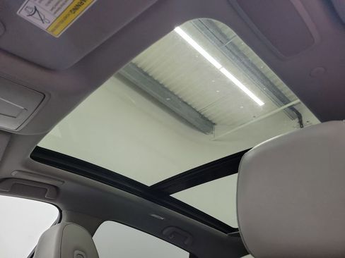 Used 2021 Acura RDX w/ Technology Package image 18