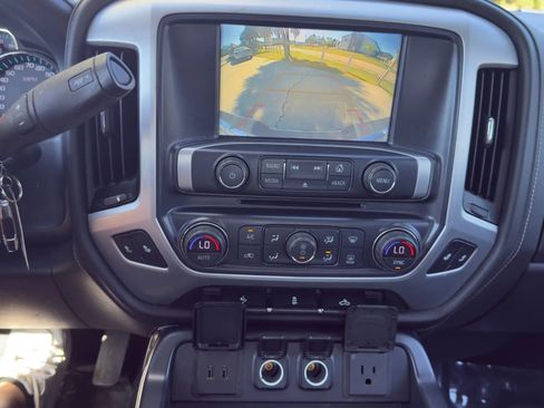 Used 2018 GMC Sierra 1500 SLT w/ SLT Premium Package image 14