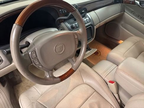 Used 2005 Cadillac De Ville DHS w/ Equipment Group FWD image 11