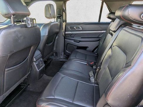 Used 2018 Ford Explorer Sport image 19
