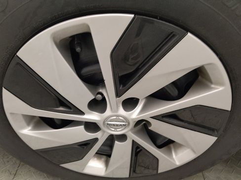 Used 2022 Nissan Altima 2.5 S FWD image 31