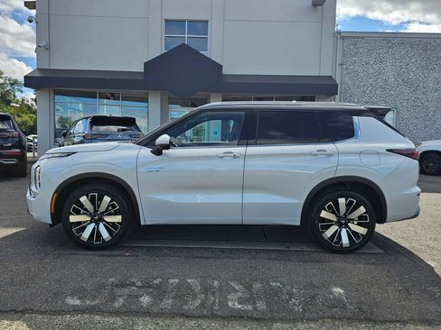 New 2026 Mitsubishi Outlander SEL AWD/4WD image 8