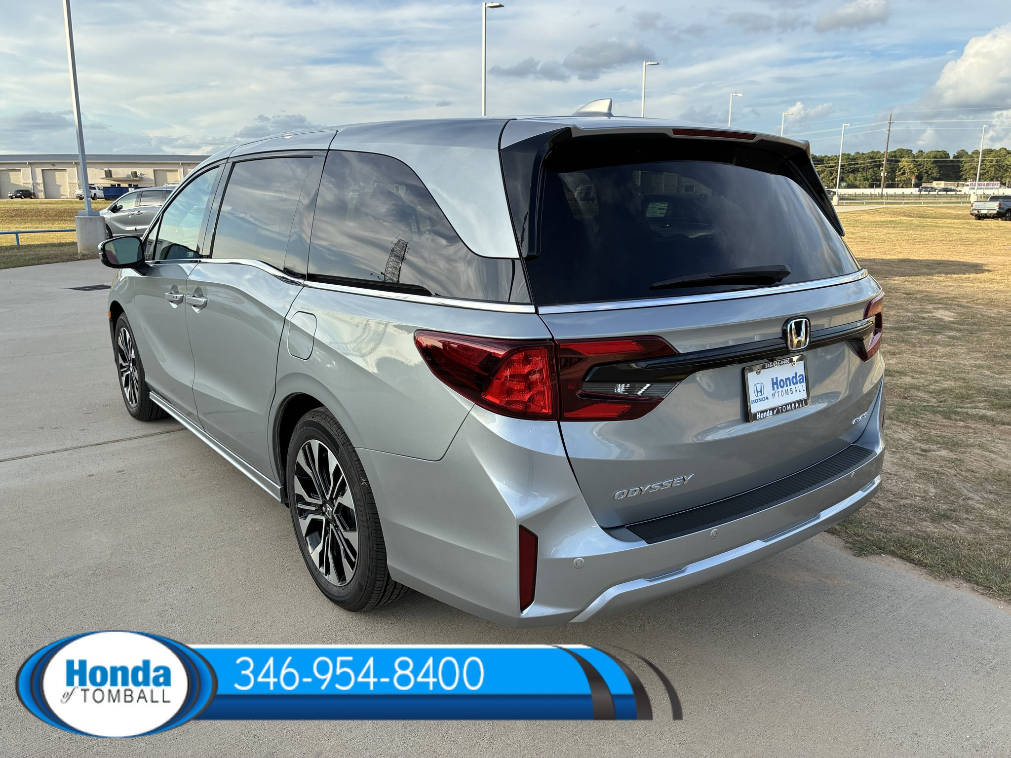 New 2027 Honda Odyssey Elite image 4