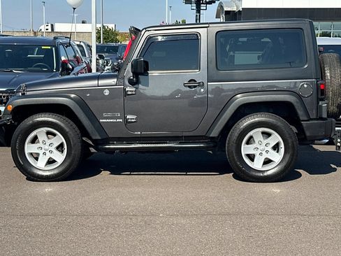 Used 2017 Jeep Wrangler Sport w/ Quick Order Package 24S AWD/4WD image 6