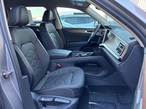 Used 2026 Volkswagen Atlas SE AWD/4WD image 39