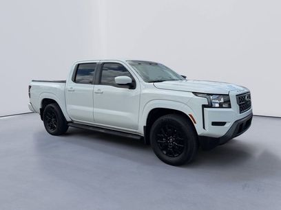 Used 2022 Nissan Frontier SV w/ Technology Package