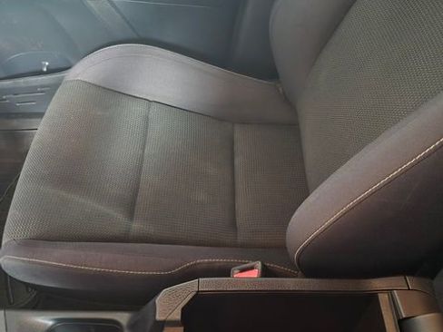 Used 2018 Toyota RAV4 XLE image 28