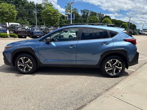 Used 2024 Subaru Crosstrek 2.0i Premium AWD/4WD image 7