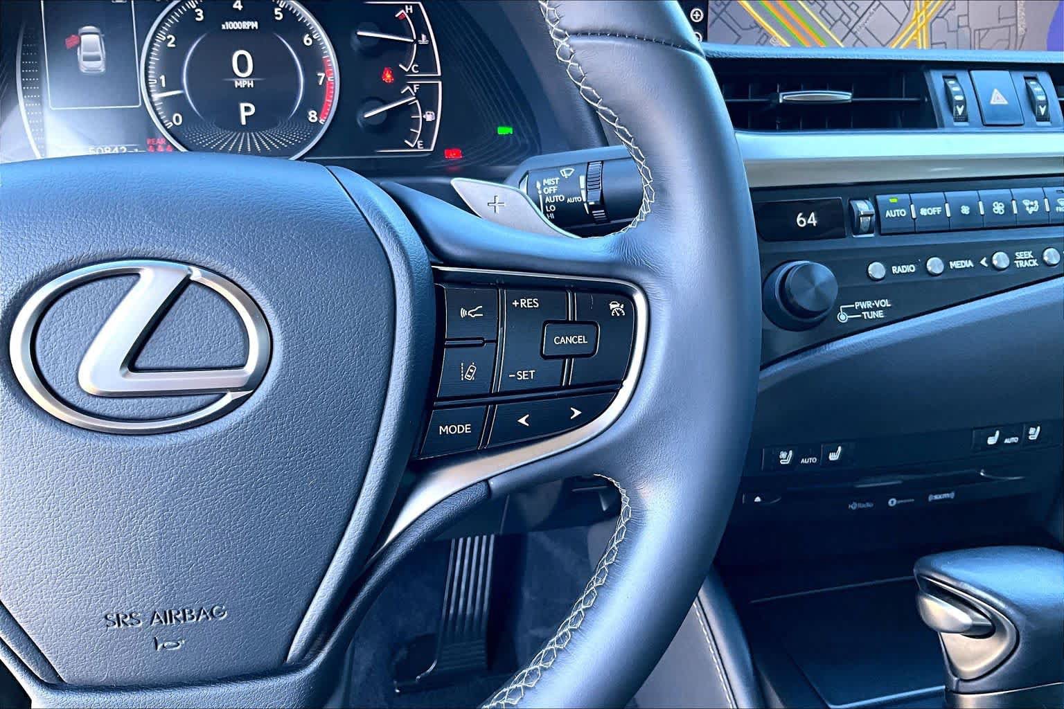 Used 2020 Lexus ES 350 w/ Premium Package FWD image 23