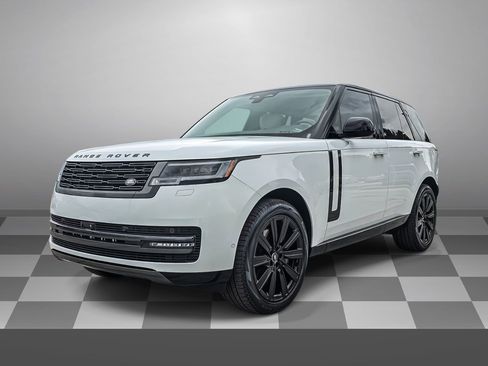 Used 2025 Land Rover Range Rover Autobiography AWD/4WD image 3