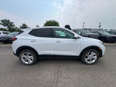 Used 2023 Buick Encore GX Preferred w/ Cold Weather Comfort Package AWD/4WD image 4