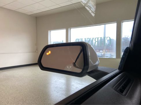 Used 2024 Ford Mustang Premium image 36