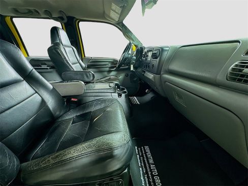 Used 2005 Ford F250 Lariat image 24