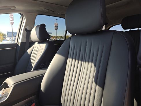 New 2026 Hyundai Ioniq 9 Calligraphy image 14